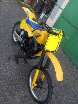 Suzuki RM 500 motokros - 3