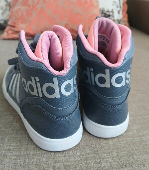 Štýlové členkové tenisky zn.Adidas, veľ.36 2/3 - 3
