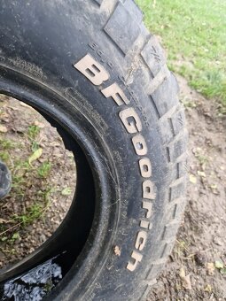 BF Goodrich Mud Terrain 255/85 R16 OFFROAD pneu - 3