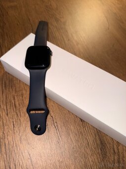Apple Watch Series 9 GPS + Cellular 45mm - 3