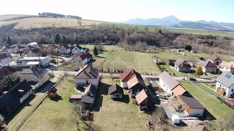 Zrekonštruovaný 4-izbový rodinný dom s garážou GALOVANY - 3