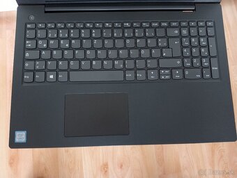 predám Lenovo V130-15IKB , Intel core i3 , 12bg ram , ssd - 3