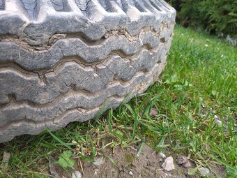 Koleso  pneumatika z V3S 8,25-20 - 3