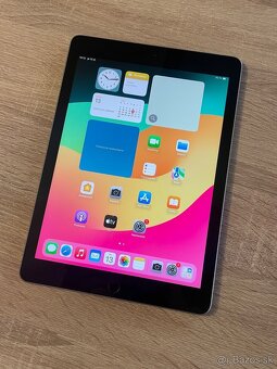 9,7” tablet iPad 6 generácie / 128GB TOP stav + klávesnica - 3