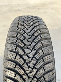 Falken Eurowinter 215/65 R17 - 3
