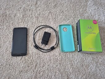 Predám Motorola G6 Plus 4 GB / 64 GB - 3