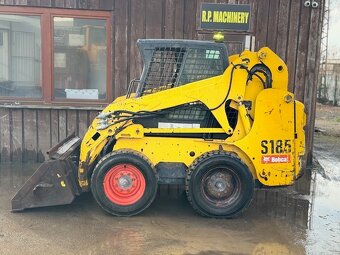 Smykový kolový nakladač Bobcat S185 - 3