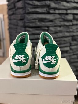 Jordan 4 Pine Green - 3