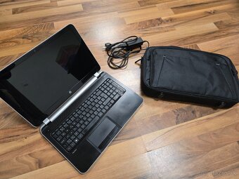 Notebook HP typu RT3290 + taška HP + nabýjačka - 3
