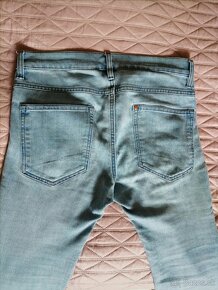 Bledomodré skinny džínsy pre mužov - 3