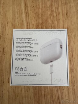 Apple AirPods Pro 2 - (USB-C) - 3
