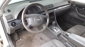 AUDI A4 2,5 TDI - AUDI A3 1,6 Benzín - 3