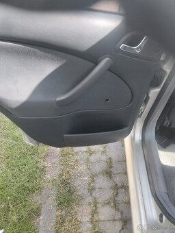 Rozpredam škoda octavia 1.9tdi 81kw ASV - 3