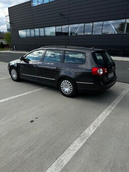 Predám Wolksvagen Passat B6 1.9 tdi - 3