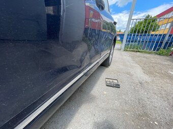 VW Toauareg 7P / Cayenne dvere L. strana - 3