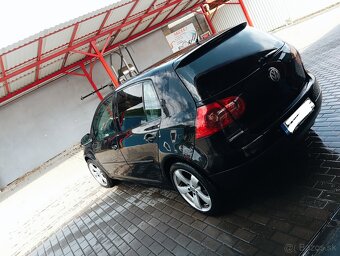 Wolkswagen Golf5 - 3