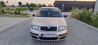 Predam Škoda Fabia 1.2 -Benzin Rok 2004 - 3