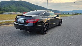 Mercedes-Benz E350 CDI Coupé - 3