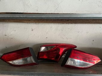 Zadne dvere Hyundai i30 2 - 3