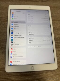 Apple iPad 8.Gen 32gb Wi-Fi Strieborný - 3