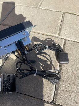 Autorádio 2 DIN 9" display - 3