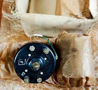 Gaz 69, Uaz - motorek stěračů - NOVÝ - 3