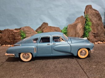 Prodám model 1:18 Tucker Torpedo 1948 - 3