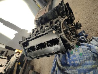 Hlava Touareg 1 BKS ľavá strana - 3