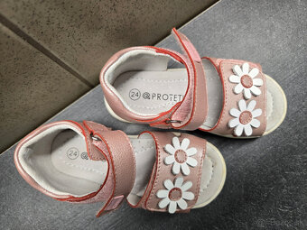 predam dievcenske sandalky 24 Protetika - 3