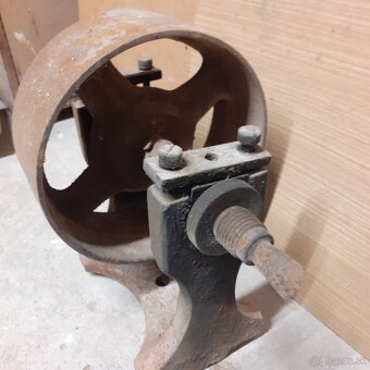 stolárske starožitnosti - 3