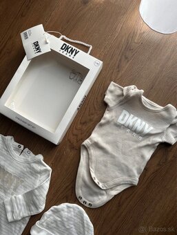 DKNY súprava pre babatko - 3