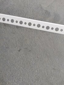 Vnutorny rohovy profil PVC 8mm biely 2.5m - 3