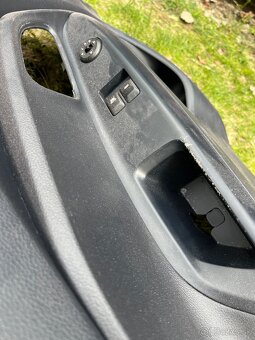 Kia rio dvere plast - 3