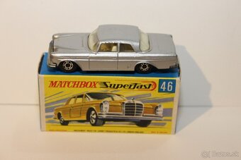 Matchbox SF Mercedes 300 SE coupe - 3