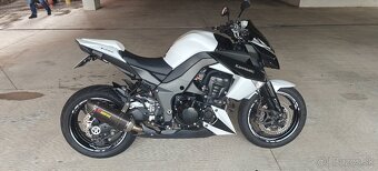 Kawasaki Z1000 - 3