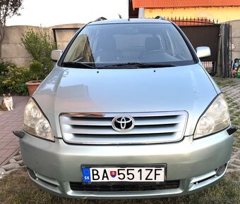 Toyota Avensis Verso 2.0 D-4D - 3