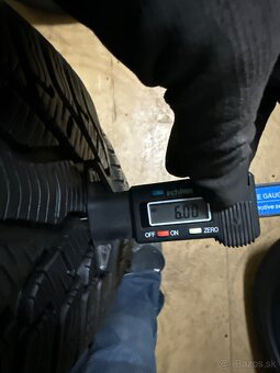 Zimné pneu 205/55R16viem aj prezuť - 3