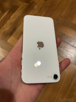 predám používany iphone se2020_ 64 GB - 3