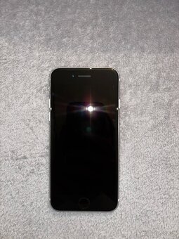 iPhone SE 2020 64GB - 3
