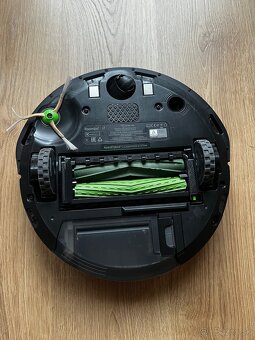 Irobot roomba i7 - 3