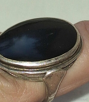 STRIEBORNÝ PRSTEŇ - 3