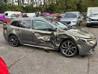 Toyota Corolla Hybrid 2.0 r.v.2024/3 e-CVT 112 kW EXECUTIVE - 3