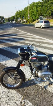 Jawa 250 592 - 3