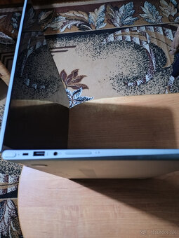 Predám HP Envy x360 Convertible PC. - 3