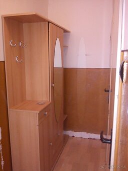 predsienova stena - 3