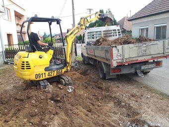 Autodoprava s hydraulickou rukou a vyklápač - 3