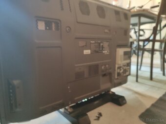 Panasonic tv - 3