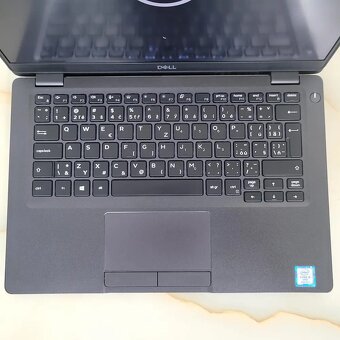 Dell 5300 i5-8365U 32GB 512GB Win11 - 3