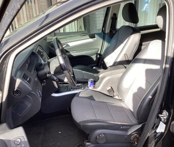 Mercedes-Benz B200 - 3