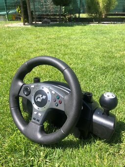 Logitech driving force GT - 3
